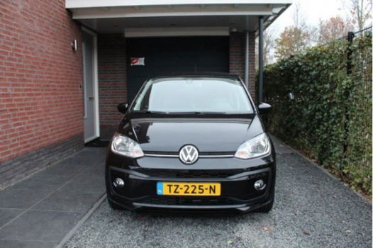 Volkswagen Up! - 1.0 BMT move up + Extra 4 Winterbanden - 1