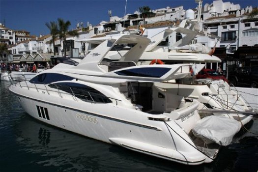 Azimut 58 (2009) - 8