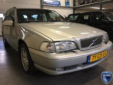 Volvo V70 - 2.4 170pk Comfort