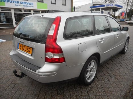 Volvo V50 - 1.8 125pk Clima Trekhaak PDC 181.000km EXPORT ONLY - 1