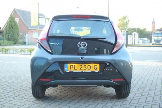 Toyota Aygo - 1.0 VVT-i x-play Automaat - 1