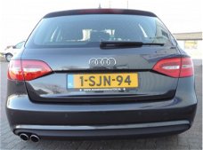 Audi A4 Avant - 2.0 TDI 150PK Proline Business, Leer, Xenon, Navi