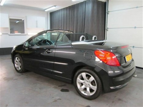 Peugeot 207 CC - 1.6 HDIF incl. NWE APK/GARANTIE - 1