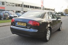 Audi A4 - 2.0TDI 140PK, CLIMA/CRUISE ZEER NETTE STAAT VELE OPTIES