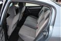 Peugeot 407 - 2.0 HDiF XR Pack NIEUW APK airco, climate control, cruise control, elektrische ramen, - 1 - Thumbnail