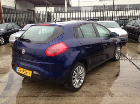 Fiat Bravo - 1.9 D Muntijet Emotion - 1