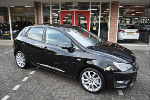 Seat Ibiza - 1.0 TSI FR Navigatie/Panoramadak/PDC - 1