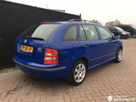 Skoda Fabia Combi - 1.4 68pk Comfort Nieuwe APK - 1