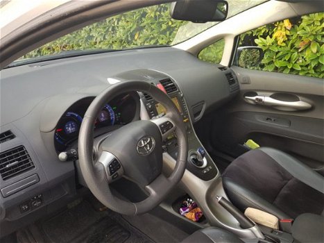 Toyota Auris - 1.8 Full Hybrid Executive Navi - 1