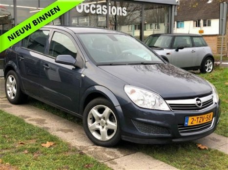 Opel Astra - 1.4 Essentia Aut./Cruise/LMV - 1