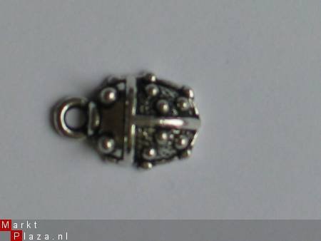 metalen embellishments silver lieveheersbeest - 1