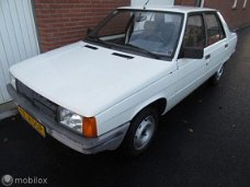 Renault 9 - 9 TL sedan 1982 nog geen 100.000 km's + nieuwe apk