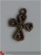 OPRUIMING: 5x metalen embellishments copper kruis - 1 - Thumbnail