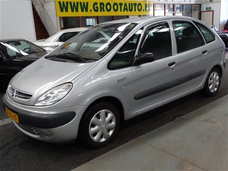 Citroën Xsara Picasso - 1.8i-16V Plaisir Airco Climate control Trekhaak - 1