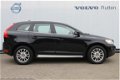 Volvo XC60 - D5 184pk Automaat / Navigatie / Adapt. Cruise control / Blueto - 1 - Thumbnail