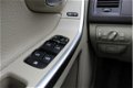 Volvo XC60 - D5 184pk Automaat / Navigatie / Adapt. Cruise control / Blueto - 1 - Thumbnail