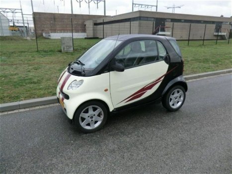 Smart City-coupé - & Pure - 1