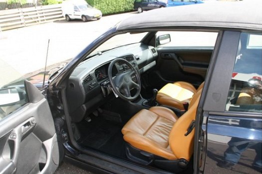 Volkswagen Golf Cabriolet - 2.0 Avantgarde - 1