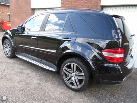 Mercedes-Benz M-klasse - 3.0 CDI ML320 4matic aut 2007 zwart amg - 1