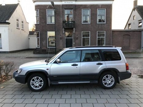 Subaru Forester - 2.0 AWD Hoge en lage giering - 1