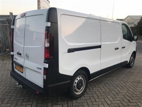 Opel Vivaro - navi airco lengte 2 - 1