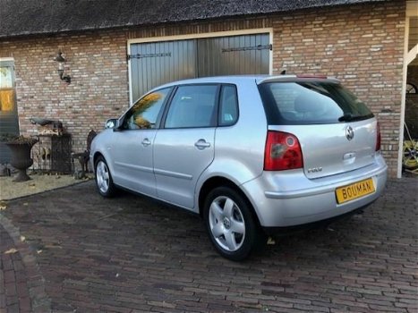 Volkswagen Polo - 1.2-12V Highline Zeer luxe uitgevoerde Highline POLO 5d nieuwe APK - 1