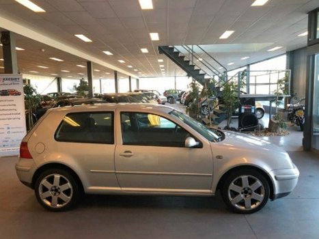 Volkswagen Golf - 1.9 TDI 110 pk Highline - 1