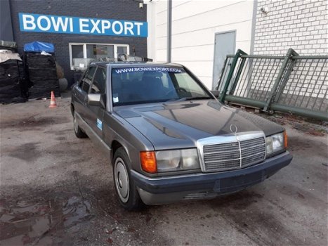 Mercedes-Benz 190-serie - 190 D 190 D 2.5 - 1