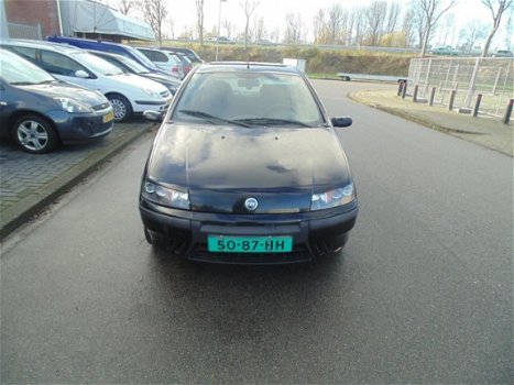 Fiat Punto - 1.8-16V HGT nieuweapk 1.8 16 v voor de lief hebber - 1