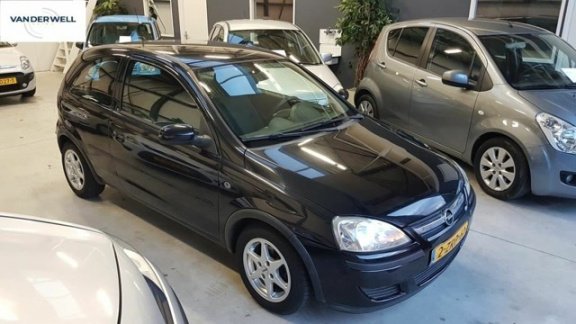 Opel Corsa - 1.0-12V Essentia - Airco, LM, Navi, Tel - 1