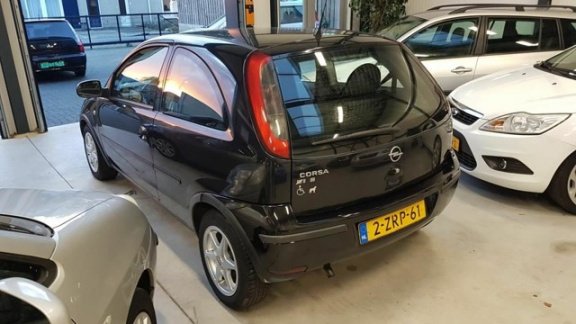 Opel Corsa - 1.0-12V Essentia - Airco, LM, Navi, Tel - 1