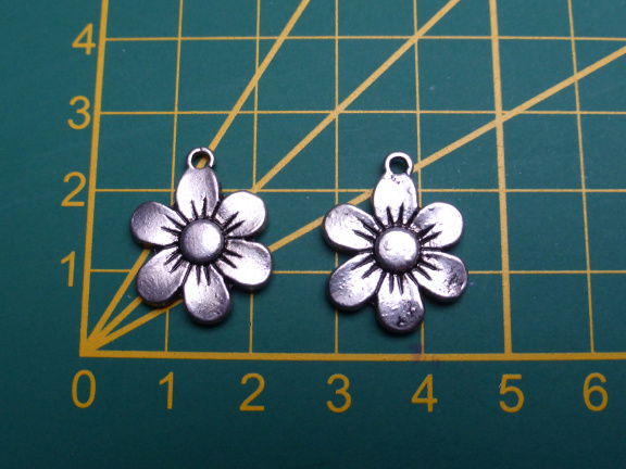 Nr. 300, 2 bloemen hangers - nr. 1
