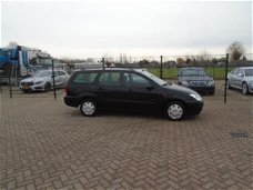 Ford Focus Wagon - APK AIRCO GOED RIJDEND
