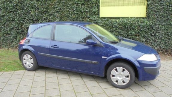 Renault Mégane - 1.4 16V Accès - 1