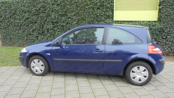 Renault Mégane - 1.4 16V Accès - 1