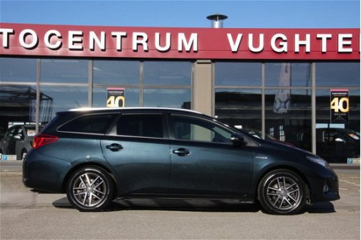 Toyota Auris Touring Sports - 1.8 Hybrid Dynamic Navigatie/ Camera - 1