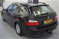 BMW 5-serie Touring - 520d Business Line | LEDER | STOELVERWARMING | NAVIGATIE | SCHUIFDAK | - 1 - Thumbnail