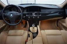 BMW 5-serie Touring - 520d Business Line | LEDER | STOELVERWARMING | NAVIGATIE | SCHUIFDAK |