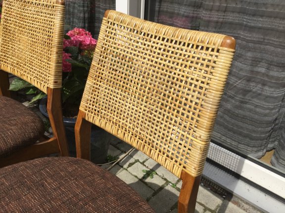 Verkocht ♥️ Set van 4 vintage design eetkamerstoelen - Afbeelding 2