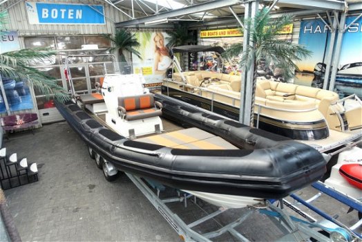 RIB 31 Inboard Diesel - 1