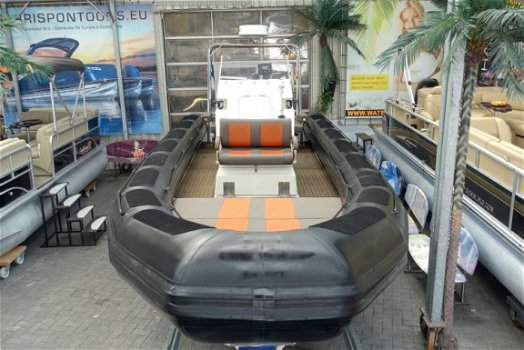 RIB 31 Inboard Diesel - 3