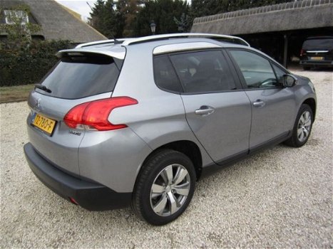 Peugeot 2008 - 1.2vti allure NAVI panoramadak 56000 km - 1