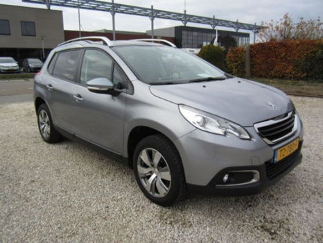 Peugeot 2008 - 1.2vti allure NAVI panoramadak 56000 km - 1