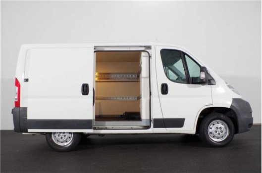 Peugeot Boxer - 330 2.2 HDI L1H1 120PK > KOELRUIMTE\ GEISOLEERDE LAADRUIMTE - 1