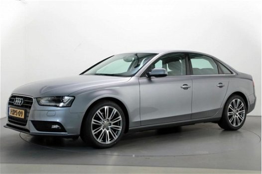 Audi A4 - 2.0 TDI ultra Business Edition Navigatie Climate Control Xenon 200x Vw -Audi-Seat-Skoda - 1