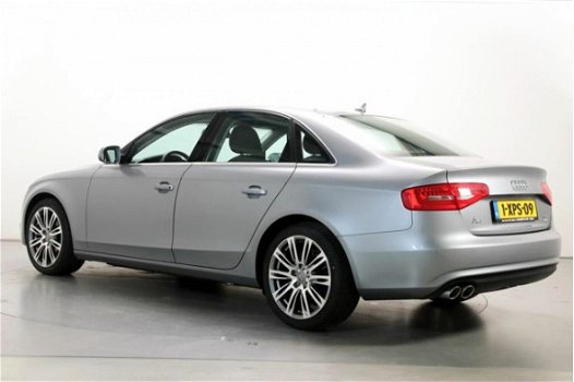 Audi A4 - 2.0 TDI ultra Business Edition Navigatie Climate Control Xenon 200x Vw -Audi-Seat-Skoda - 1