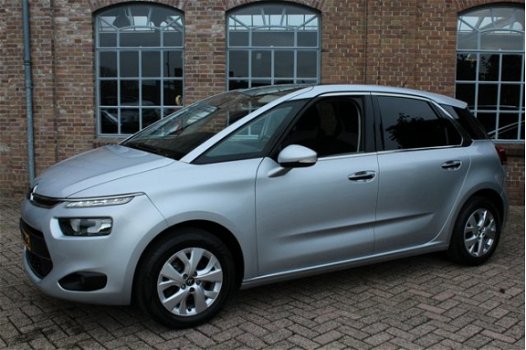 Citroën C4 Picasso - 1.6 VTi Tendance 2015 Navigatie, Panorama dak, 2015, 74.245 km - 1