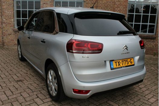 Citroën C4 Picasso - 1.6 VTi Tendance 2015 Navigatie, Panorama dak, 2015, 74.245 km - 1