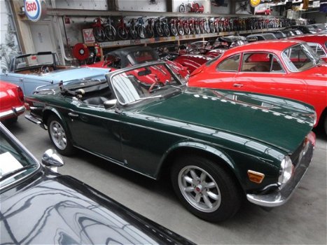 Triumph TR6 - Soft Top PI benzine injectie - 1