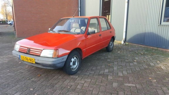 Peugeot 205 - 1.1 GL 205 1.1 JAAR APK - 1